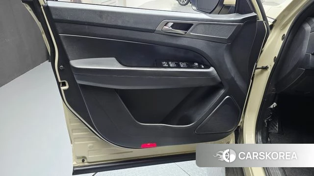 Ssangyong The New Rexton Sports Cannes id 4400940 из Кореи 17