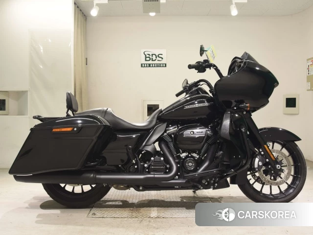 Проданный Harley-Davidson Road Glide FLTRXS1870 2019 из Японии