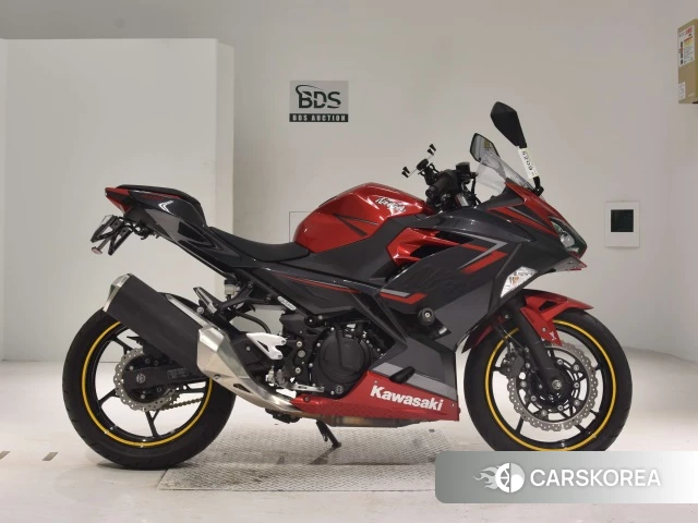 Проданный Kawasaki NINJA 400 2018 из Японии