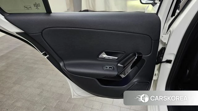 Mercedes-Benz A-Class W177 id 4632408 из Кореи 17