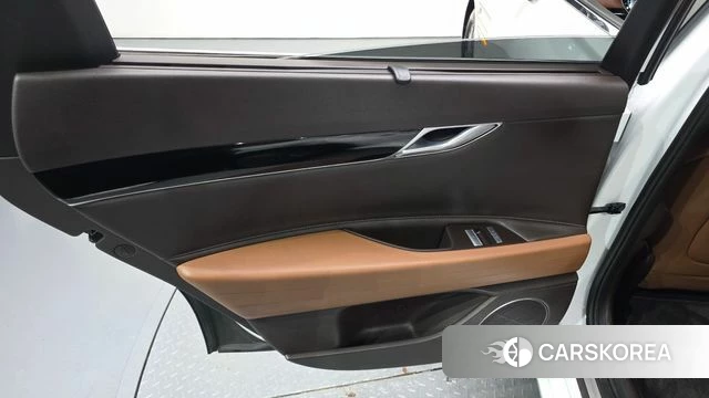 Genesis G80 (RG3) id 4604044 из Кореи 17