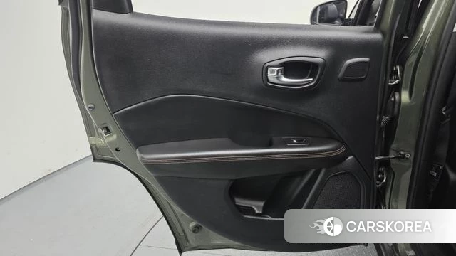 Jeep Compass 2nd Generation id 4245895 из Кореи 17