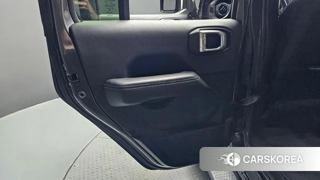 Jeep Wrangler (JL) id 4657932 из Кореи 17
