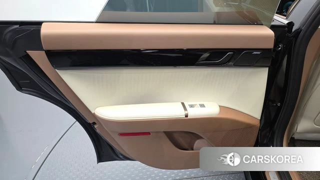 Hyundai Grandeur Hybrid (GN7) id 4904597 из Кореи 17