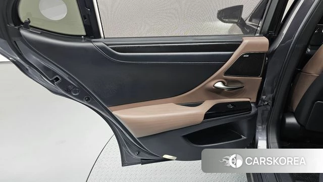 Lexus ES300h 7th generation id 4195283 из Кореи 17