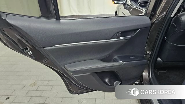 Toyota Camry (XV70) id 4557718 из Кореи 17
