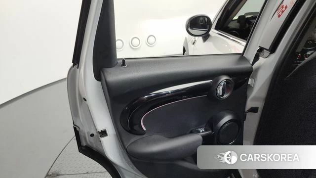 Mini Cooper id 4534179 из Кореи 17