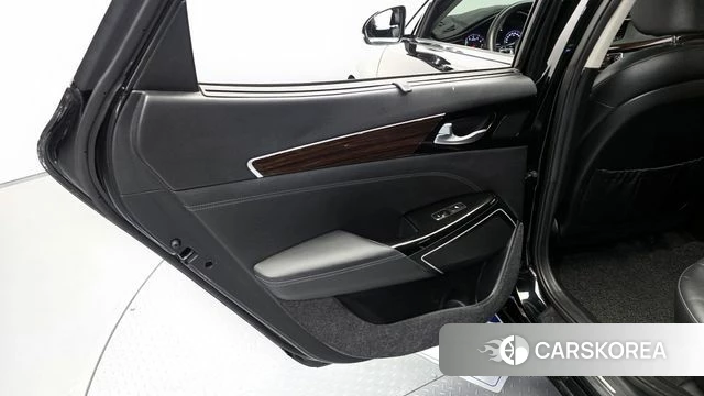 Kia Come New K7 id 4188172 из Кореи 17