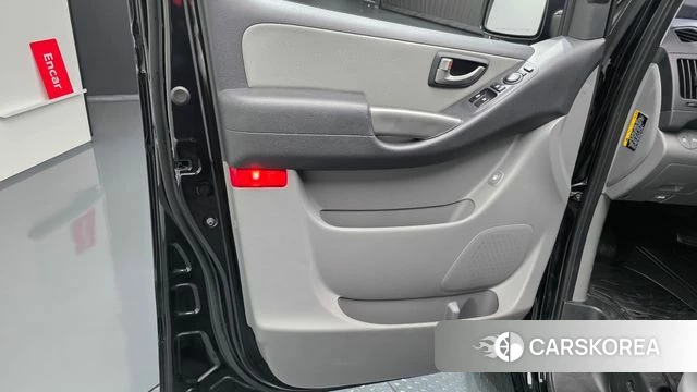 Hyundai The New Grand Starex id 4594534 из Кореи 17