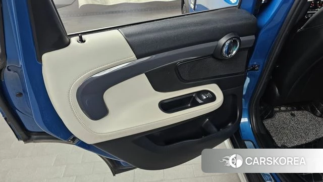 Mini Cooper S Countryman id 4188161 из Кореи 17