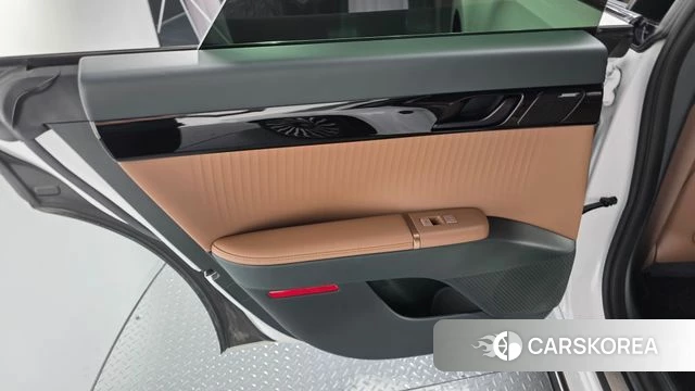 Hyundai Grandeur Hybrid (GN7) id 4381407 из Кореи 17