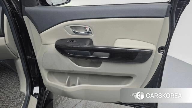 Kia The New Carnival id 4615110 из Кореи 17