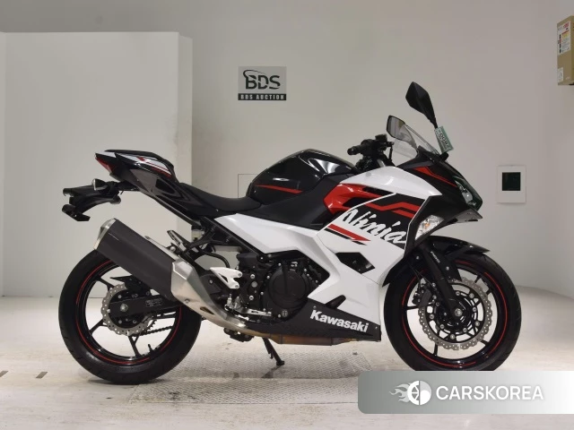 Проданный Kawasaki NINJA 400 2019 из Японии