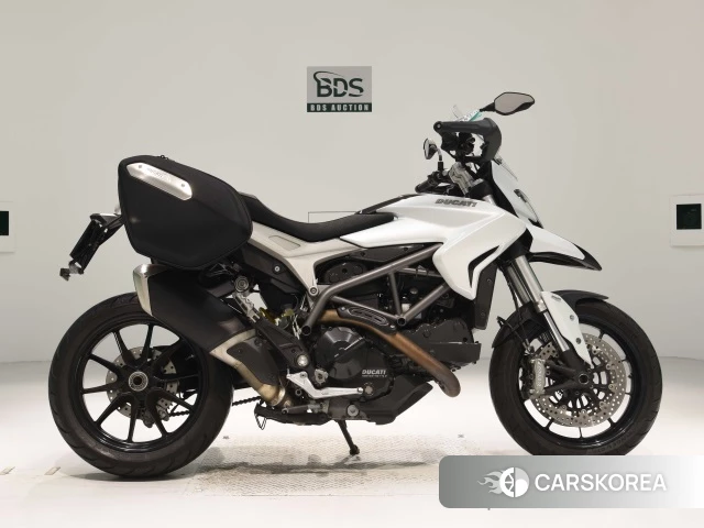 Проданный Ducati HYPERSTRADA 2013 из Японии, фото 2