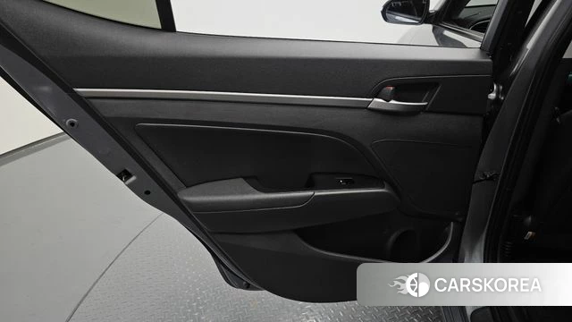 Hyundai Avante AD id 4610419 из Кореи 17