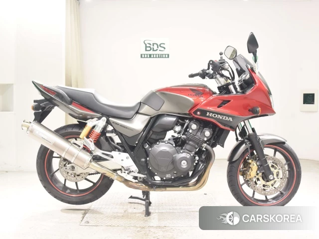 Проданный Honda CB400SF BOLDOR 2017 из Японии