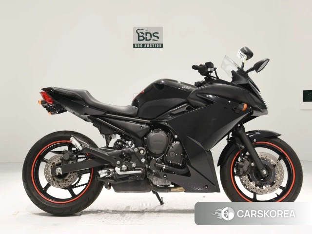 Проданный Yamaha XJ6 DIVERSION id 4171381 из Японии