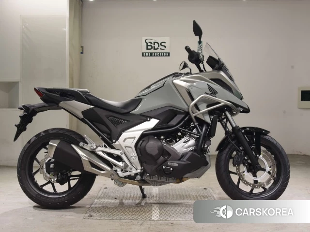 Проданный Honda NC750X DCT 2023 из Японии