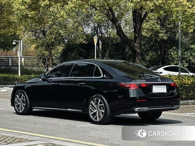 Mercedes-Benz E-class id 3919468 из Китая 17