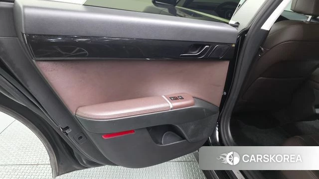 Hyundai Grandeur (GN7) id 4469347 из Кореи 17