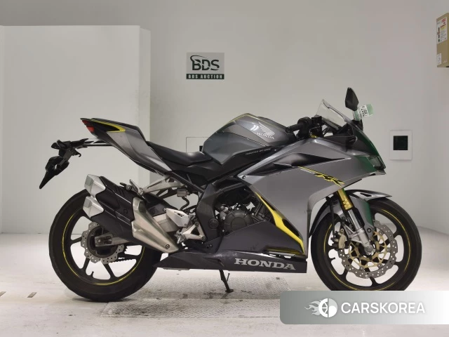 Проданный Honda CBR250RR 2017 из Японии