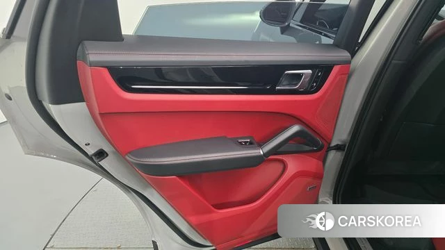 Porsche Cayenne (PO536) id 4600031 из Кореи 17