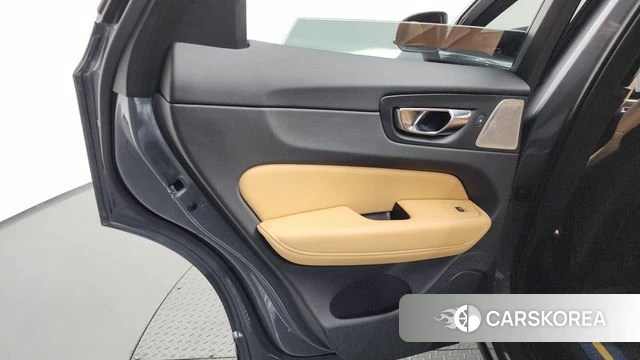 Volvo XC60 second Generation id 4518684 из Кореи 17