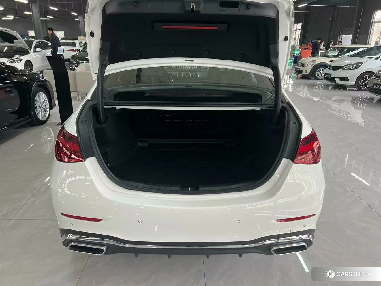 Mercedes-Benz Class C id 4440341 из Китая 17