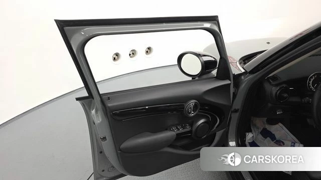 Mini Cooper id 4702283 из Кореи 17