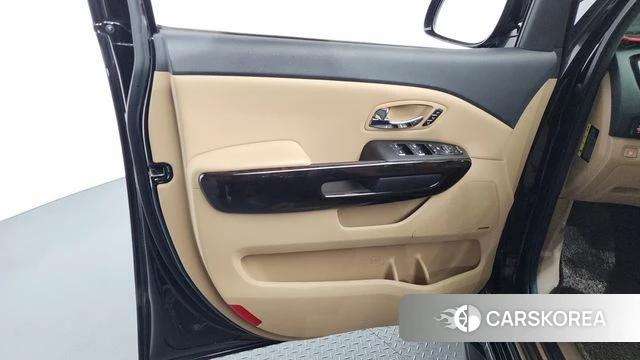 Kia The New Carnival id 4286080 из Кореи 17