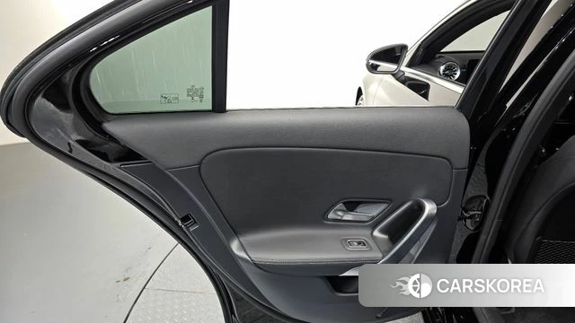 Mercedes-Benz A-Class W177 id 4686661 из Кореи 17