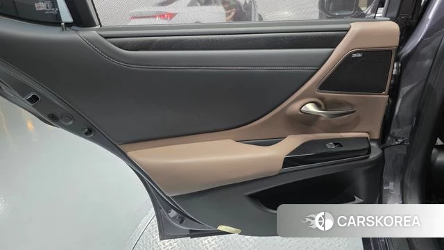 Lexus ES300h 7th generation id 4898333 из Кореи 17