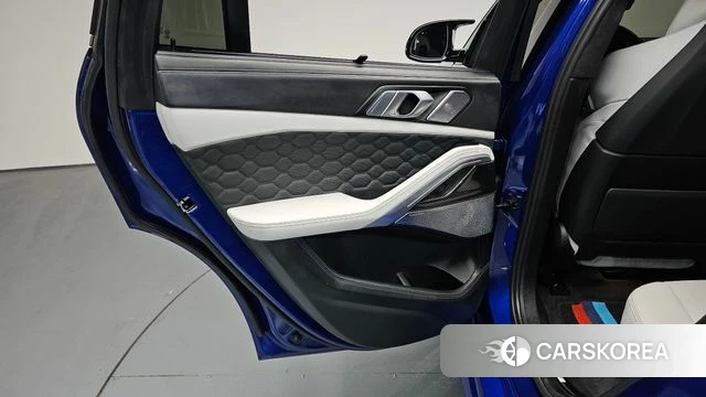BMW X6M (G06) id 4337770 из Кореи 17