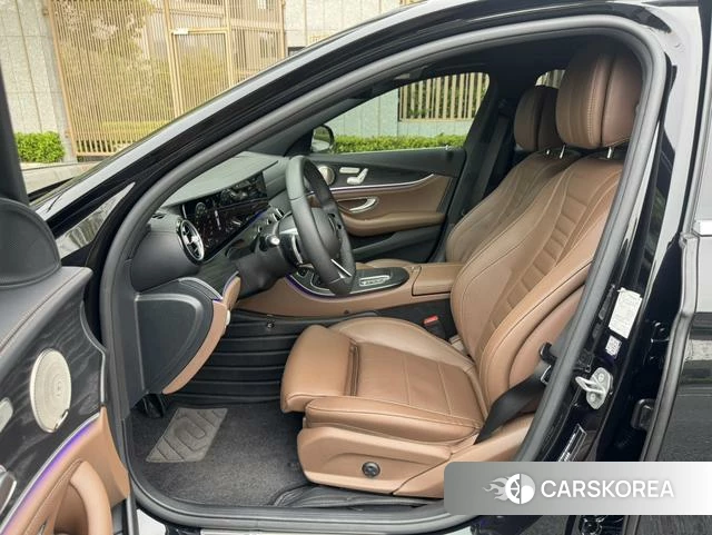 Mercedes-Benz E-class id 4211750 из Китая 17