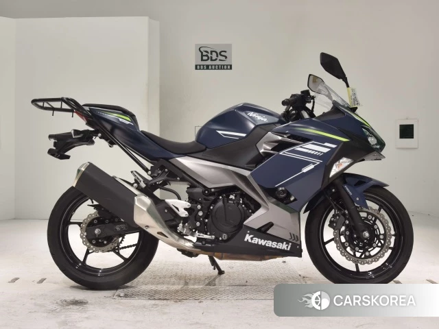 Проданный Kawasaki NINJA 400 2022 из Японии