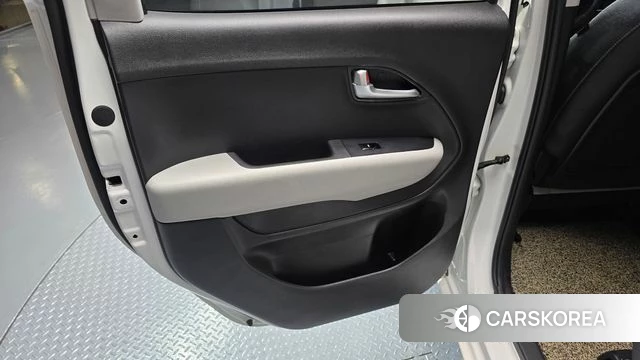 Kia The New Kia Ray EV id 4749179 из Кореи 17