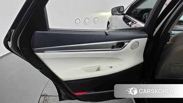 Hyundai The New Grandeur IG Hybrid id 4763597 из Кореи 17