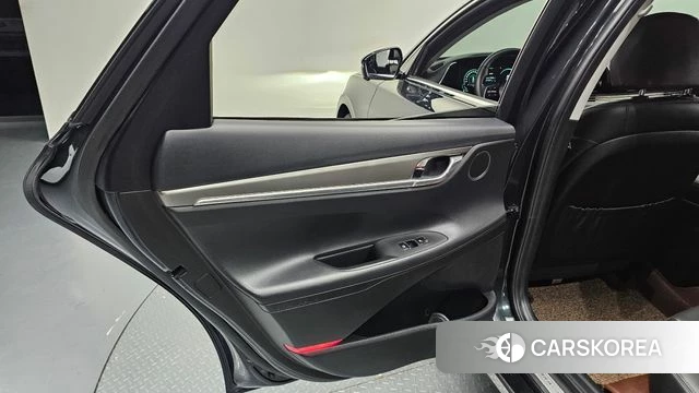 Hyundai The New Grandeur IG Hybrid id 4550302 из Кореи 17