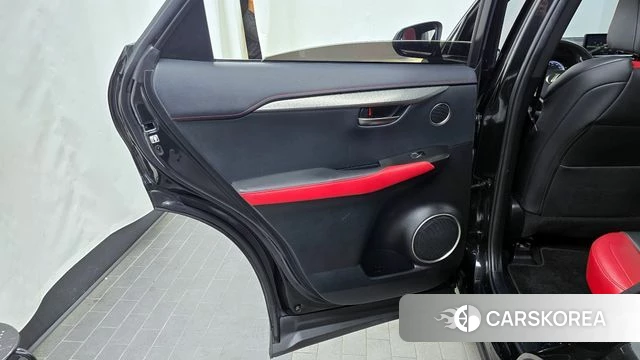 Lexus NX300 id 4225555 из Кореи 17