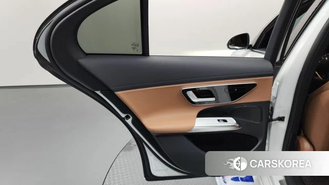 Mercedes-Benz E-Class W214 id 4527845 из Кореи 17