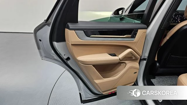 Porsche Cayenne (PO536) id 4528215 из Кореи 17