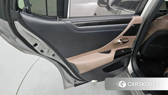 Lexus ES300h 7th generation id 4763198 из Кореи 17