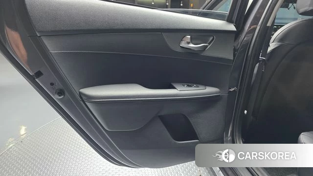Kia Come New K3 id 4755366 из Кореи 17