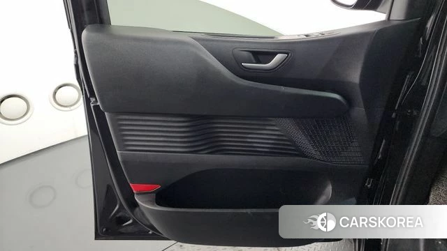 Hyundai Staria id 4744799 из Кореи 17