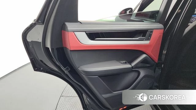 Porsche Cayenne (PO536) id 4230440 из Кореи 17