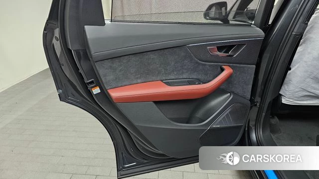 Audi SQ7 (4M) id 4374848 из Кореи 17