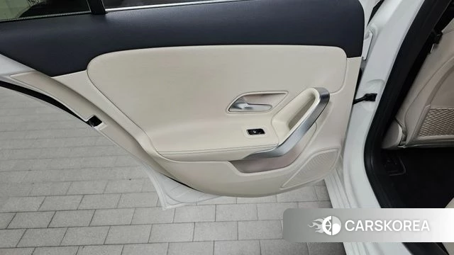Mercedes-Benz A-Class W177 id 4423572 из Кореи 17