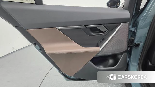 BMW 5 Series (G60) id 4185500 из Кореи 17