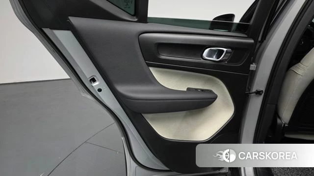 Volvo XC40 id 4863708 из Кореи 17
