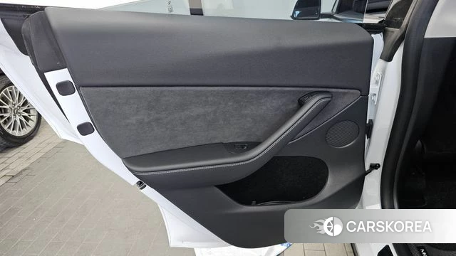 Tesla Model Y id 4523477 из Кореи 17